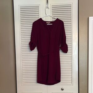 Skies Are Blue Burgundy V-Neck Cuffed Sleeve Dress
